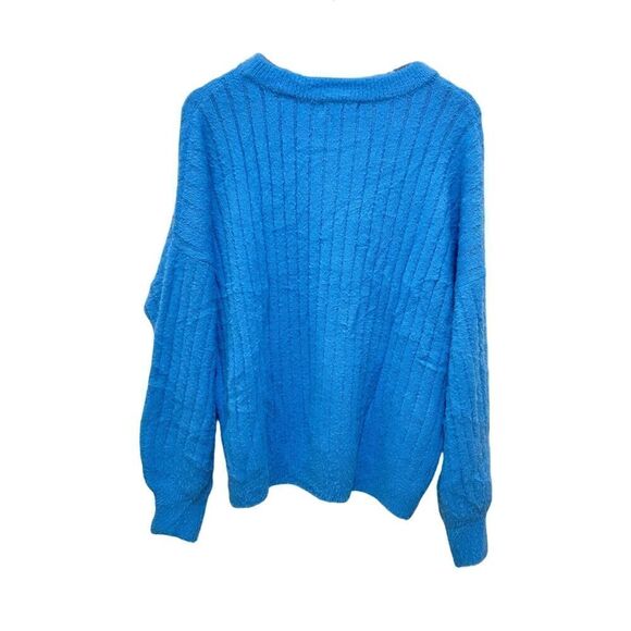 Junior’s SO Ultra Soft Crewneck Light Blue Cozy Core Winter Essentials Size L - Picture 2 of 8